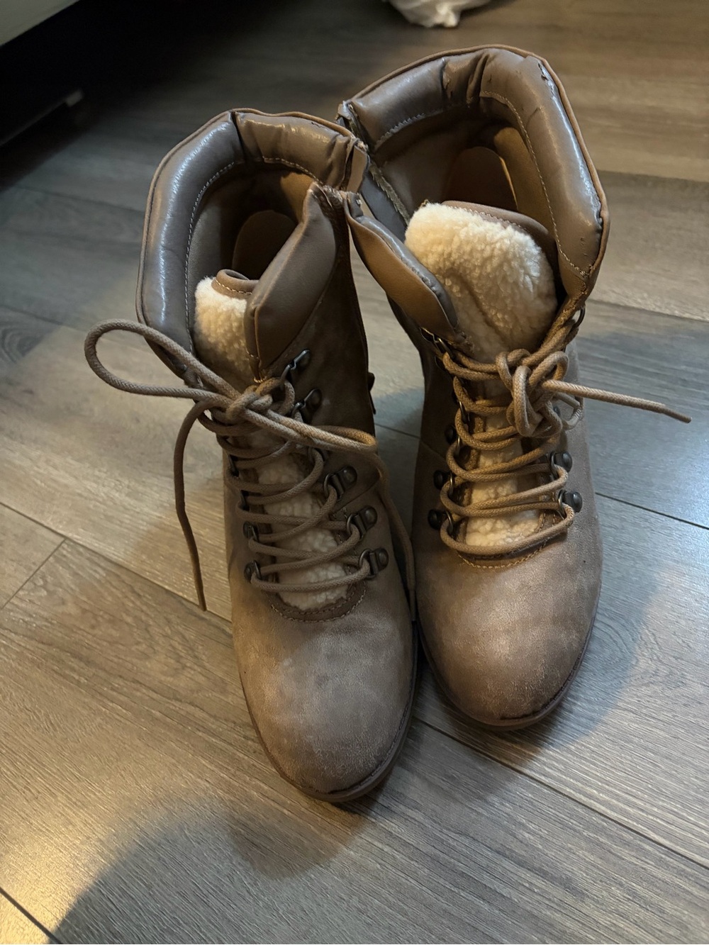 Kensie Taupe Lace-Up Shearling-Lined Ankle Boots